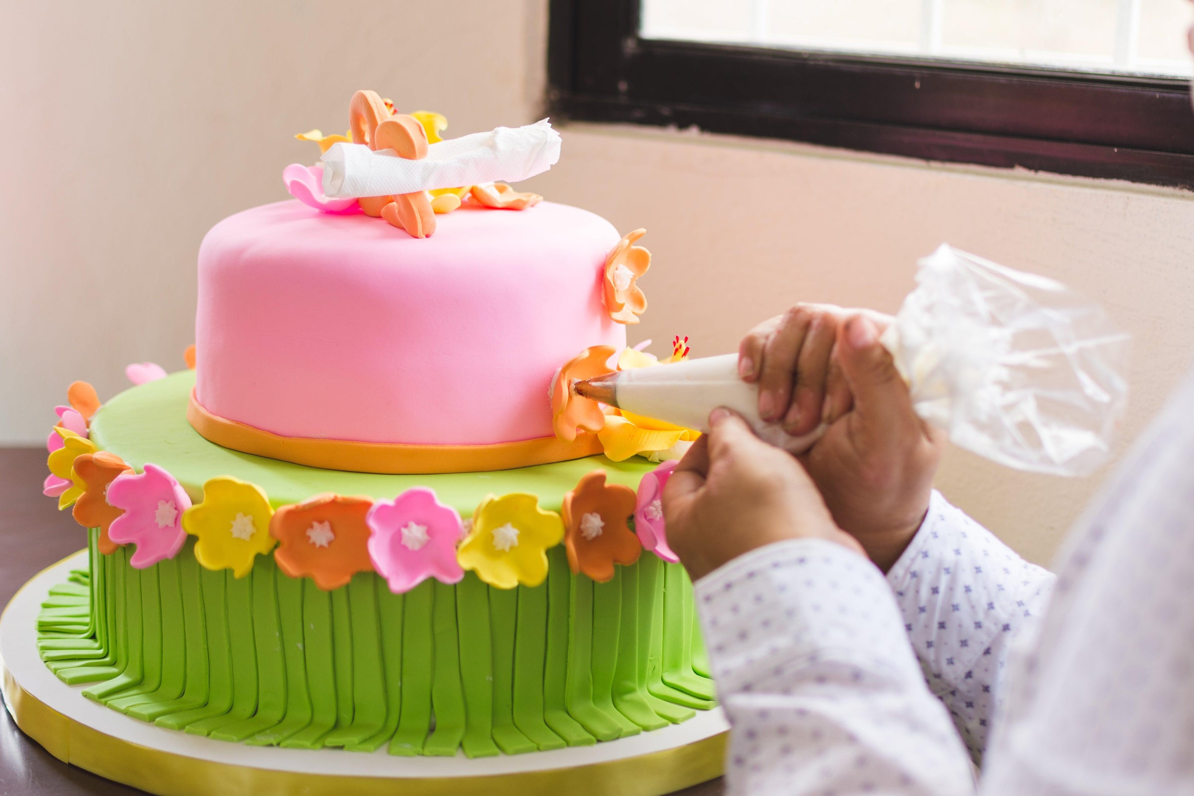 Pâte à sucre en rouleau prête à étaler cake design - Patissland