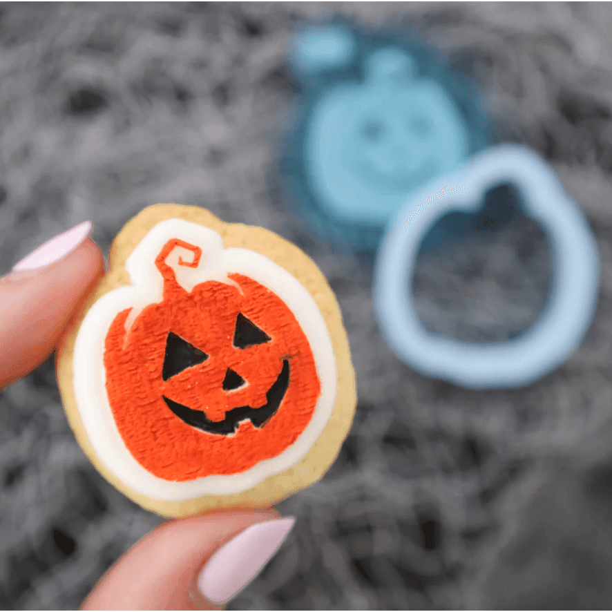 Mini Stamp N Cut - Creepy Pumpkin