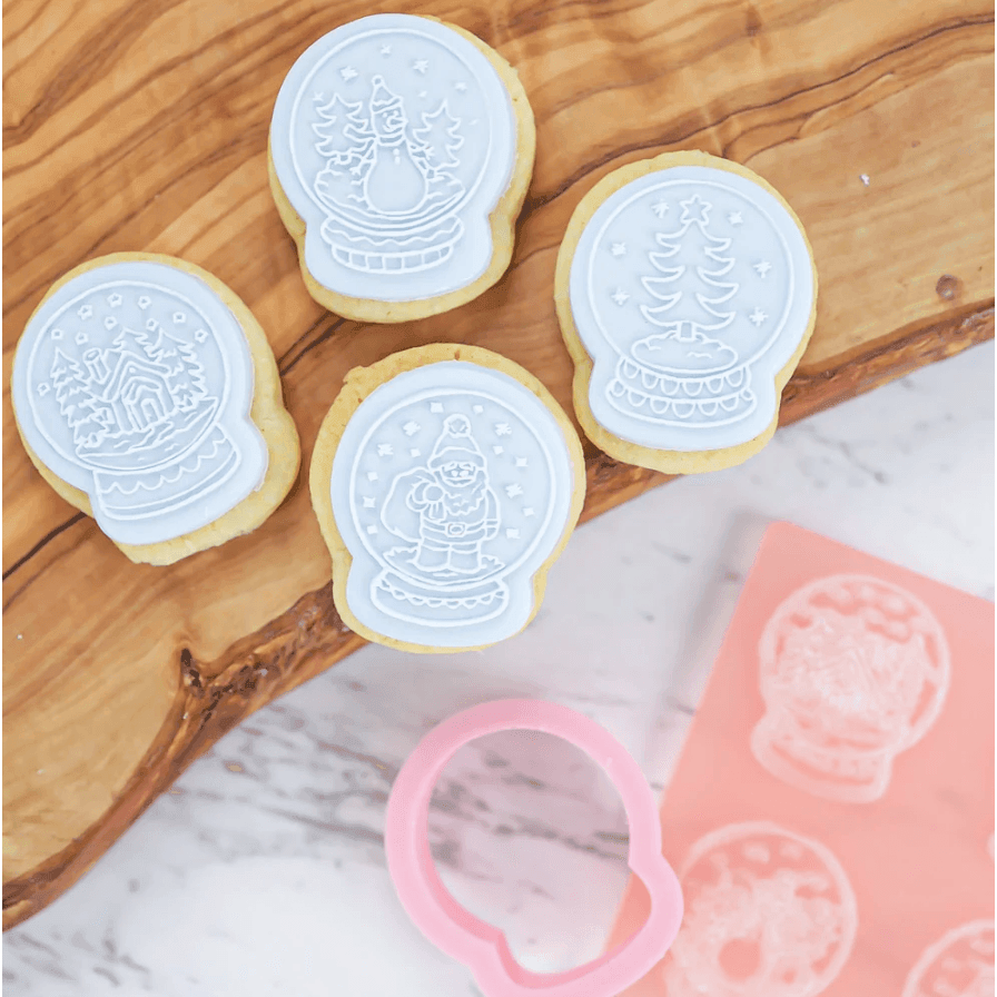 Outboss Stamp N'Cut - Mini Snwoglobes