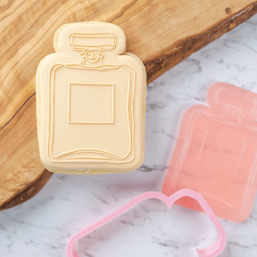 Outboss Stamp N'Cut - Perfume