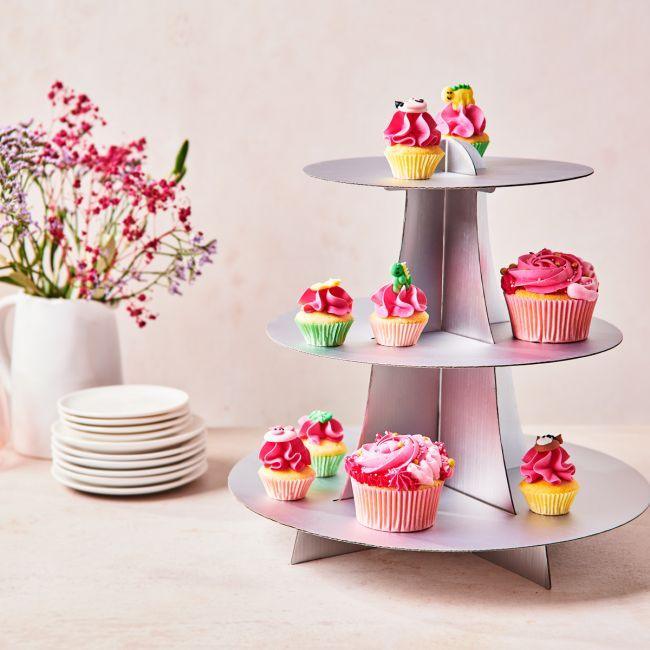 Silbernes Cupcake-Display – LUSTIGE KUCHEN