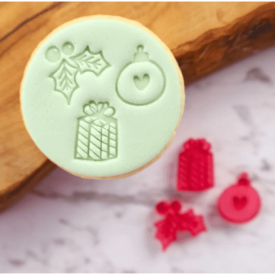 Signature Embossers – Stechpalme, Kugel, Geschenk – SWEET STAMP
